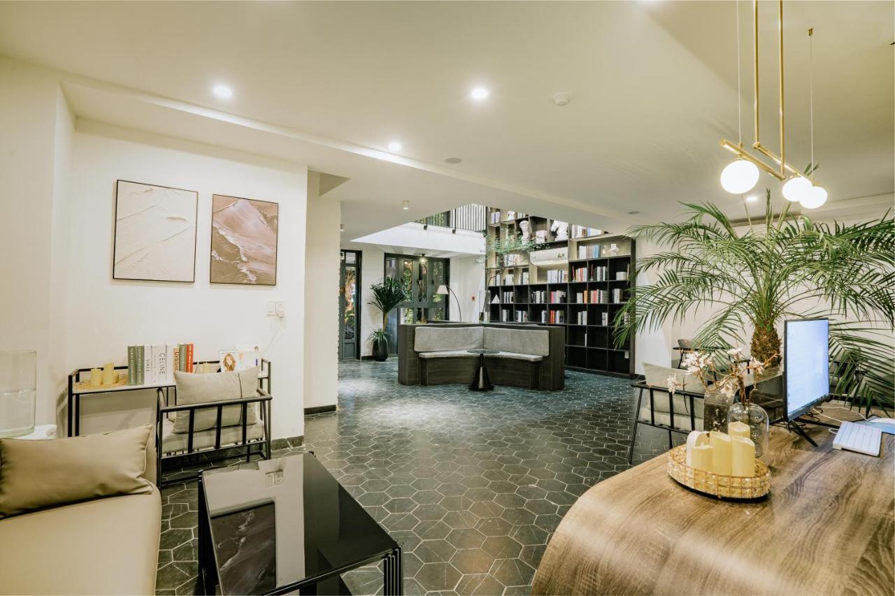 Mint Hotel Bui Vien Q1 Ho Chi Minh City Exterior photo