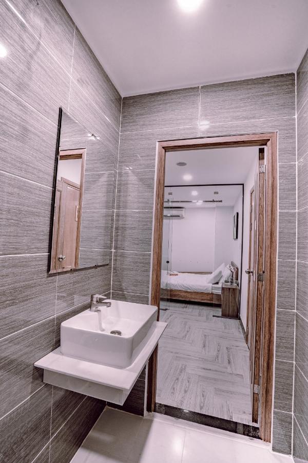 Mint Hotel Bui Vien Q1 Ho Chi Minh City Exterior photo